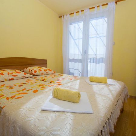 Apartments With A Parking Space Baska Voda, Makarska - 6761 Стая снимка