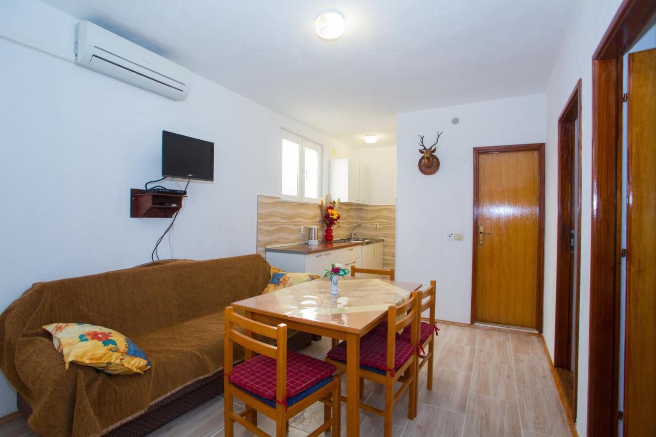 Apartments With A Parking Space Baska Voda, Makarska - 6761 Екстериор снимка