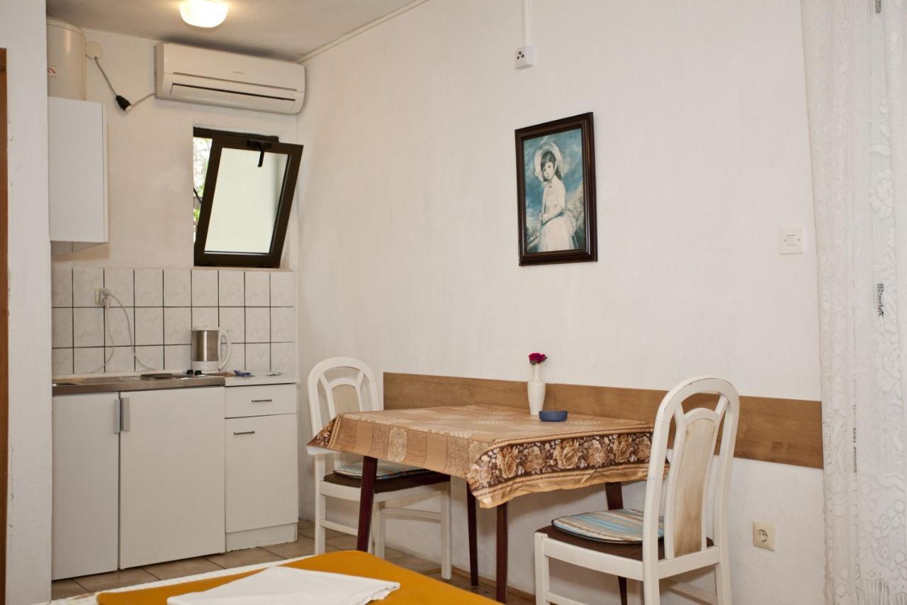 Apartments With A Parking Space Baska Voda, Makarska - 6761 Екстериор снимка