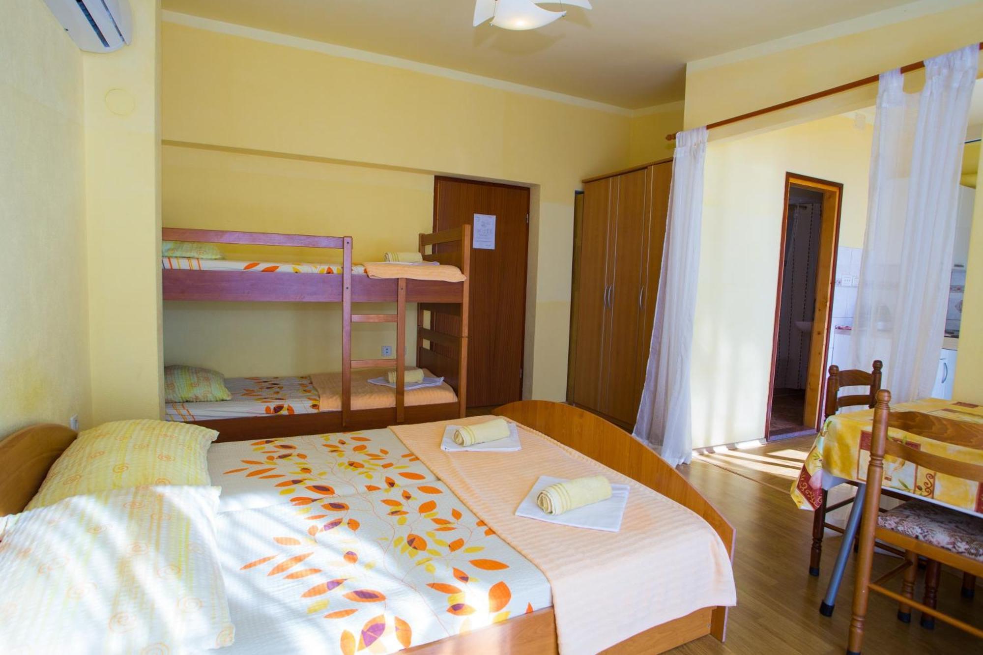 Apartments With A Parking Space Baska Voda, Makarska - 6761 Стая снимка