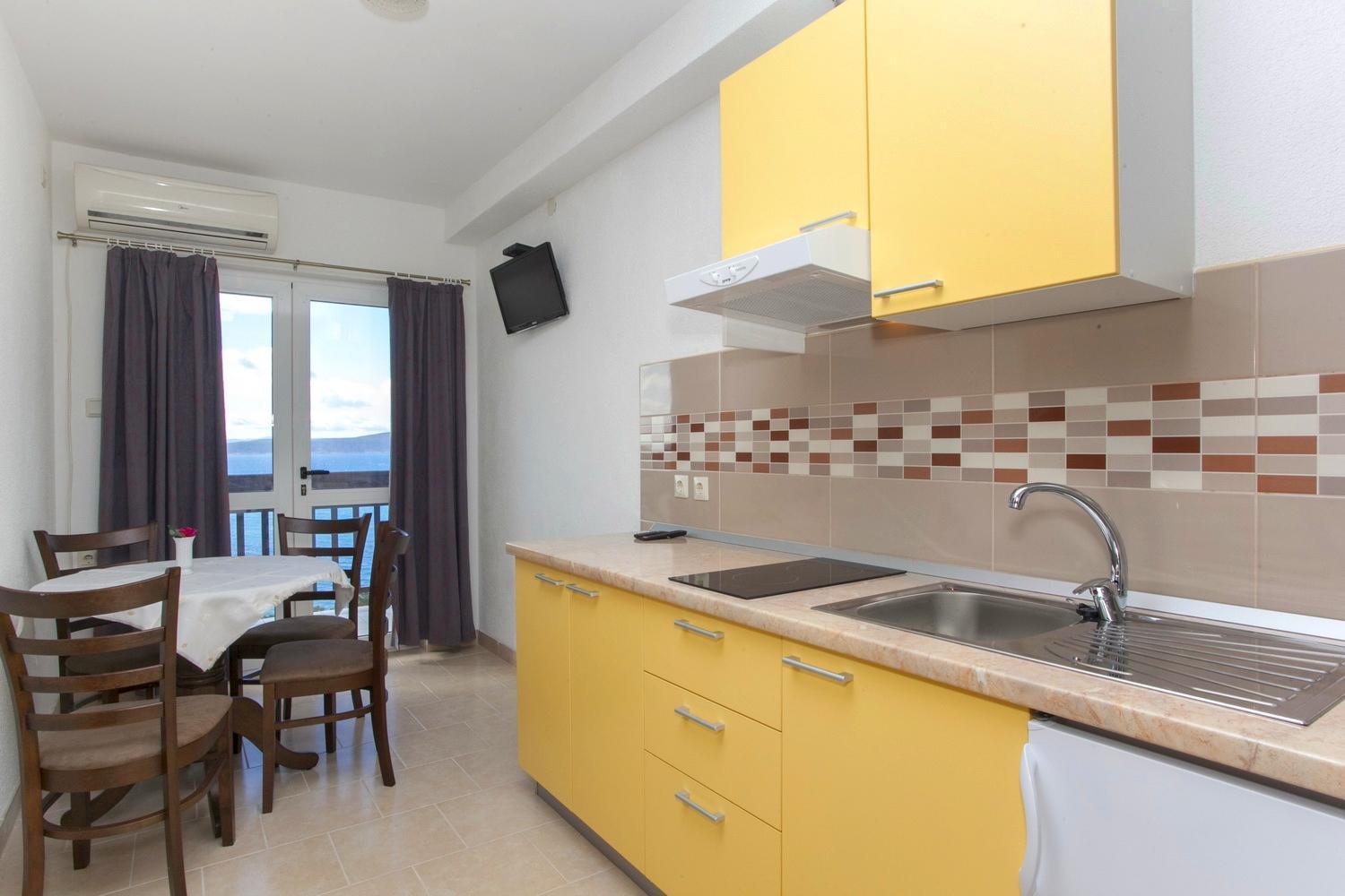 Apartments With A Parking Space Baska Voda, Makarska - 6761 Стая снимка