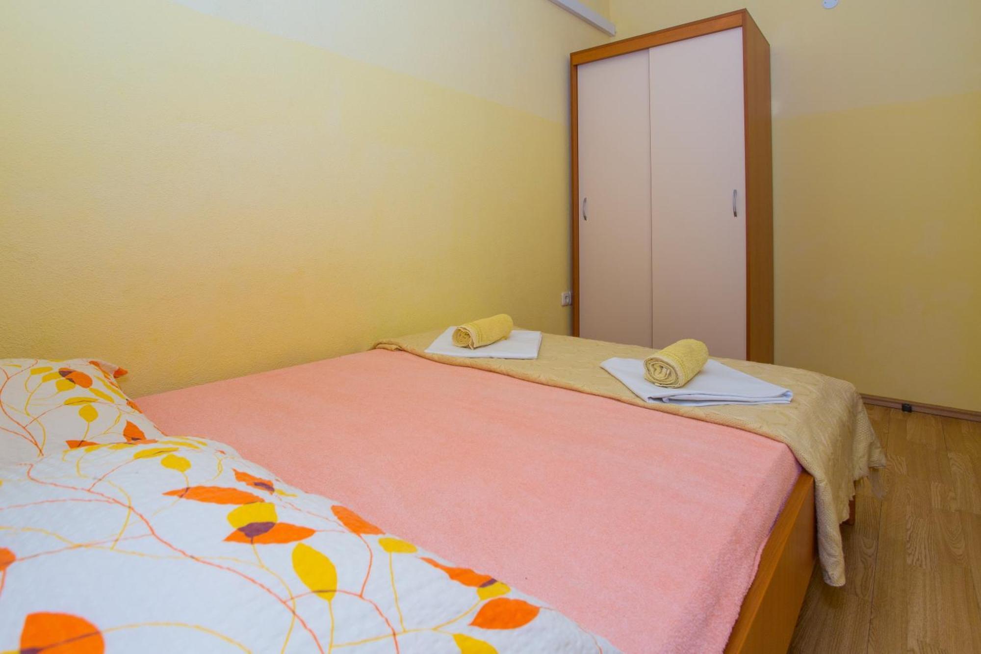 Apartments With A Parking Space Baska Voda, Makarska - 6761 Стая снимка
