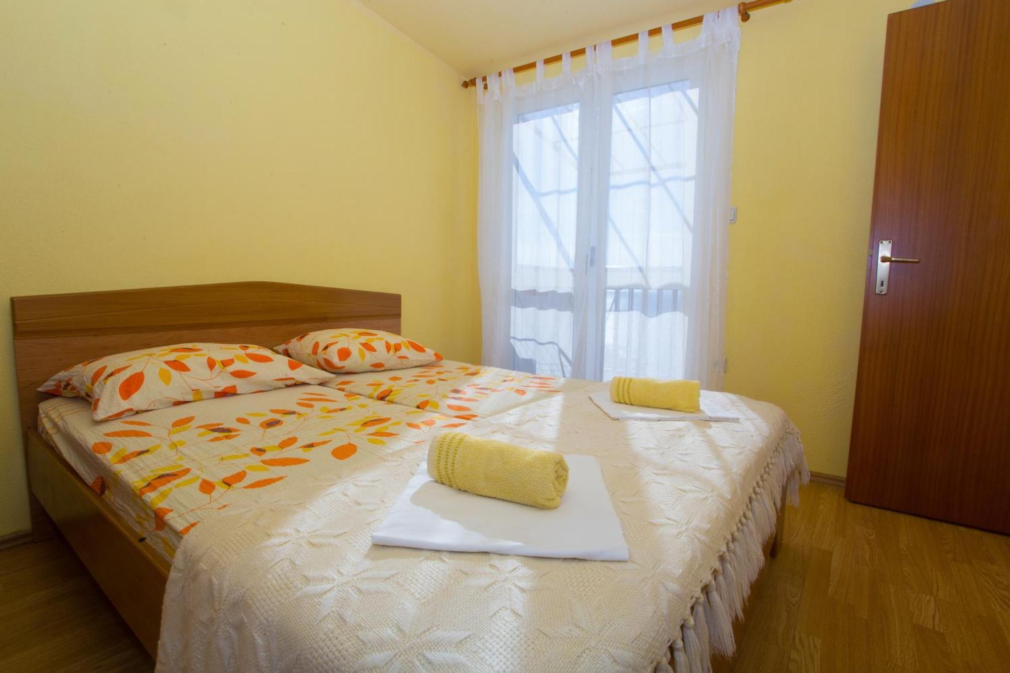 Apartments With A Parking Space Baska Voda, Makarska - 6761 Стая снимка